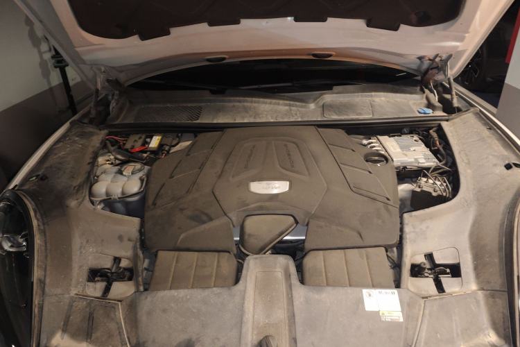 Used Porsche Cayenne 2019 Cayenne Coupé 3.0T Engine Bay