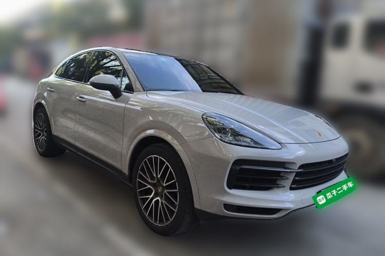 Used Porsche Cayenne 2019 Cayenne 3.0T Front Right 45 Deg