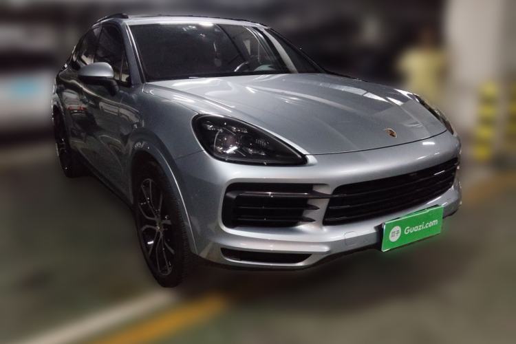 Used Porsche Cayenne 2019 Cayenne 3.0T Front Right 45 Deg