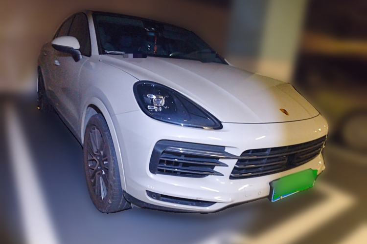 Used Porsche Cayenne 2019 Cayenne Coupé 3.0T Front Right 45 Deg