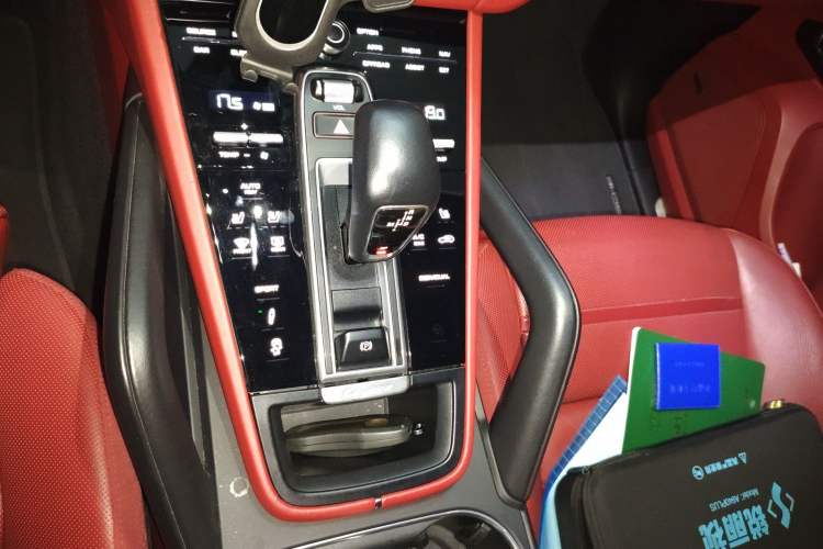 Used Porsche Cayenne 2019 Cayenne 3.0T Gear Lever
