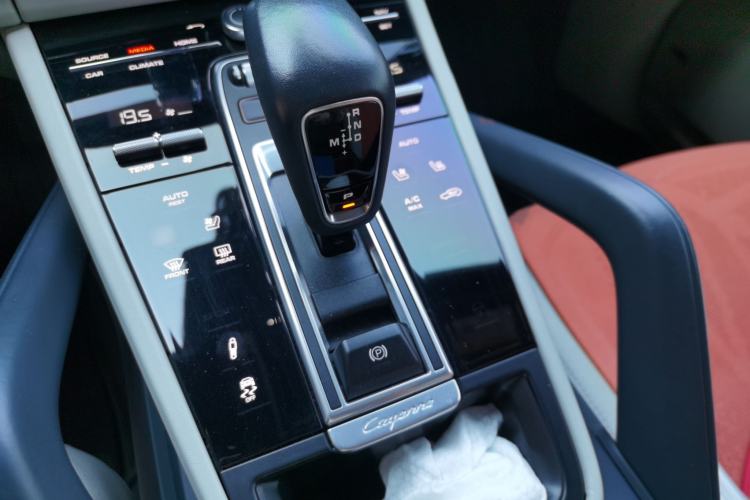 Used Porsche Cayenne 2019 Cayenne Coupé 3.0T Gear Lever