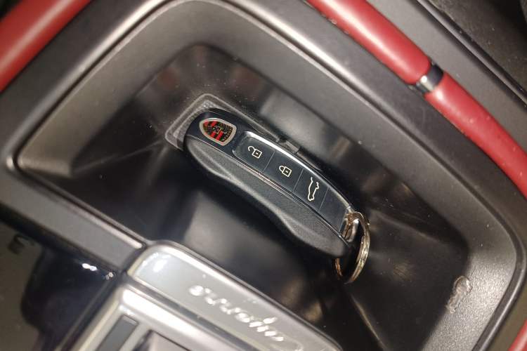 Used Porsche Cayenne 2019 Cayenne 3.0T Interior 1