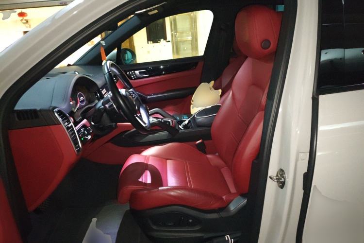 Used Porsche Cayenne 2019 Cayenne 3.0T Left Front Seat