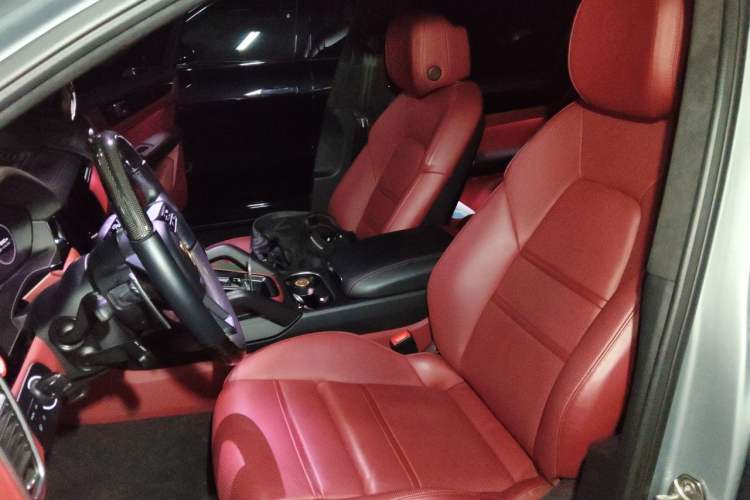 Used Porsche Cayenne 2019 Cayenne 3.0T Left Front Seat