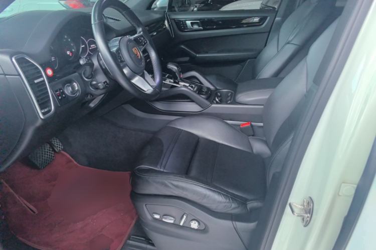 Used Porsche Cayenne 2019 Cayenne 3.0T Left Front Seat