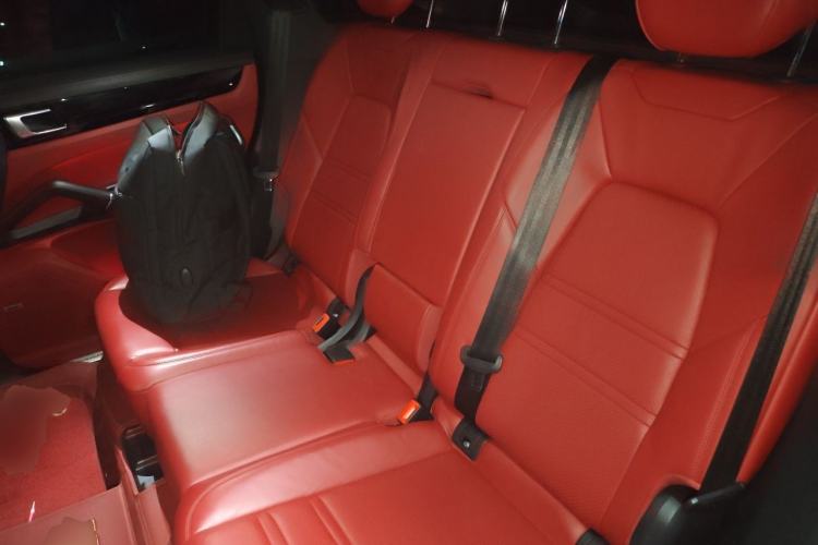 Used Porsche Cayenne 2019 Cayenne 3.0T Left Rear Seat