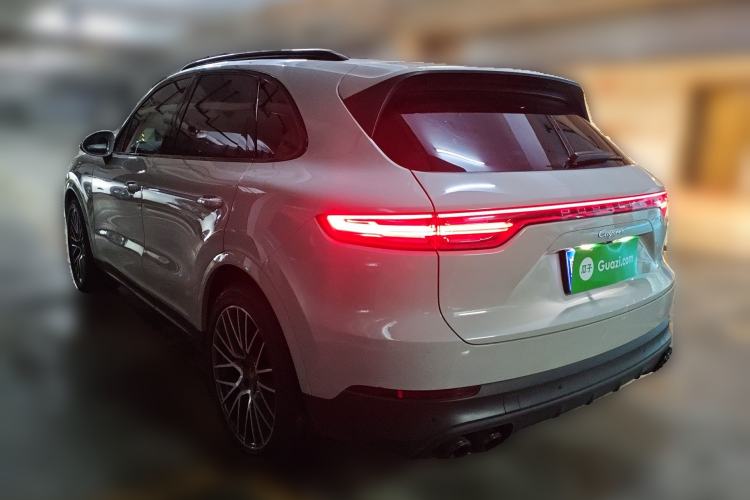 Used Porsche Cayenne 2019 Cayenne 3.0T Rear Left 45 Deg