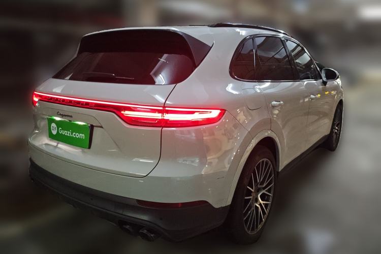 Used Porsche Cayenne 2019 Cayenne 3.0T Rear Right 45 Deg