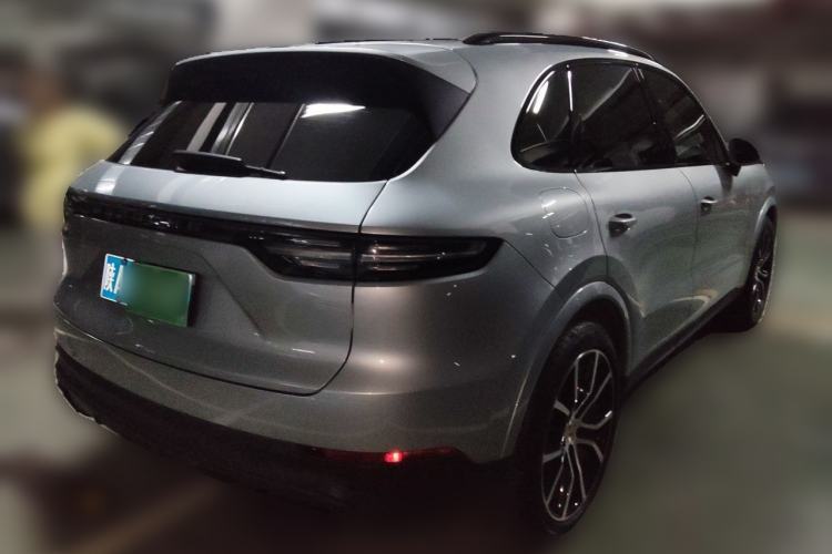 Used Porsche Cayenne 2019 Cayenne 3.0T Rear Right 45 Deg