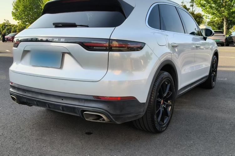 Used Porsche Cayenne 2019 Cayenne 3.0T Rear Right 45 Deg