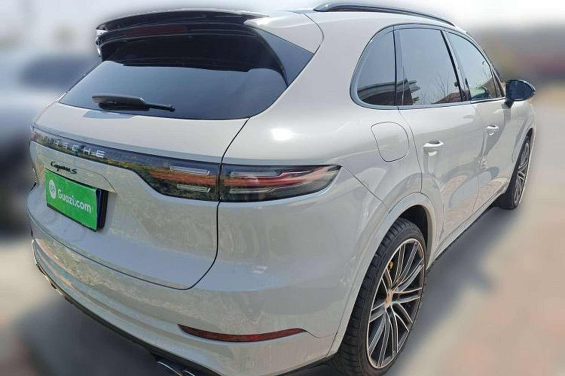 Used Porsche Cayenne 2019 Cayenne 3.0T Rear Right 45 Deg