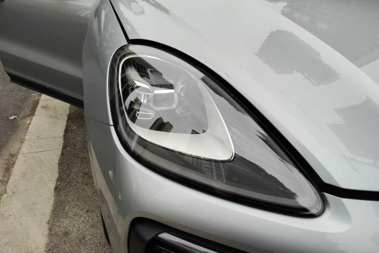 Used Porsche Cayenne 2019 Cayenne Coupé 3.0T Right Front Headlight