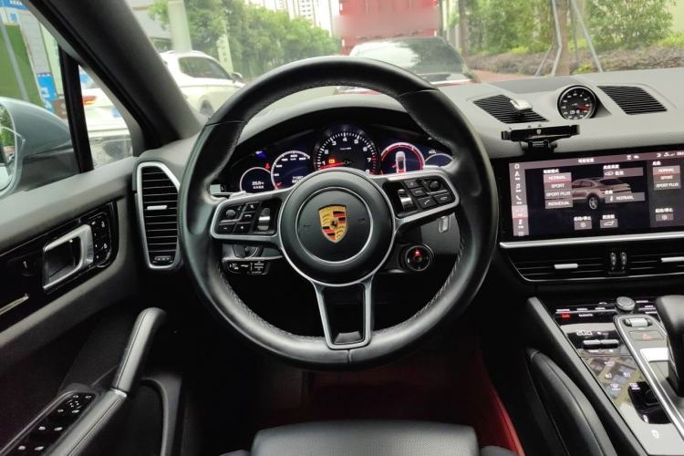 Used Porsche Cayenne 2019 Cayenne Coupé 3.0T Steering Wheel