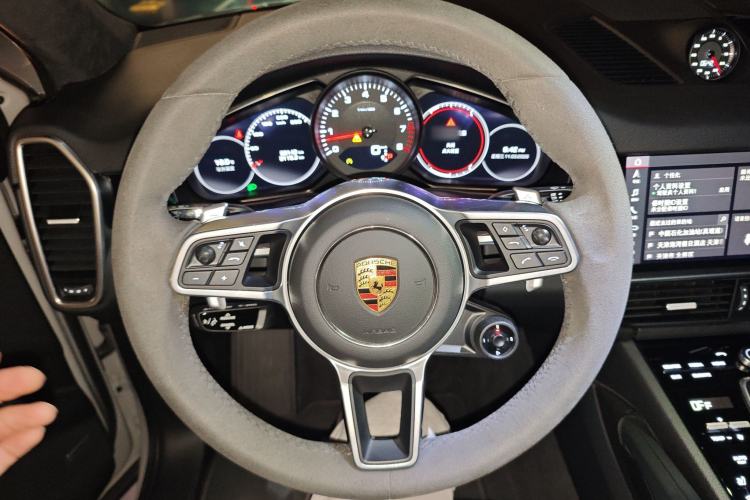 Used Porsche Cayenne 2019 Cayenne Coupé 3.0T Steering Wheel