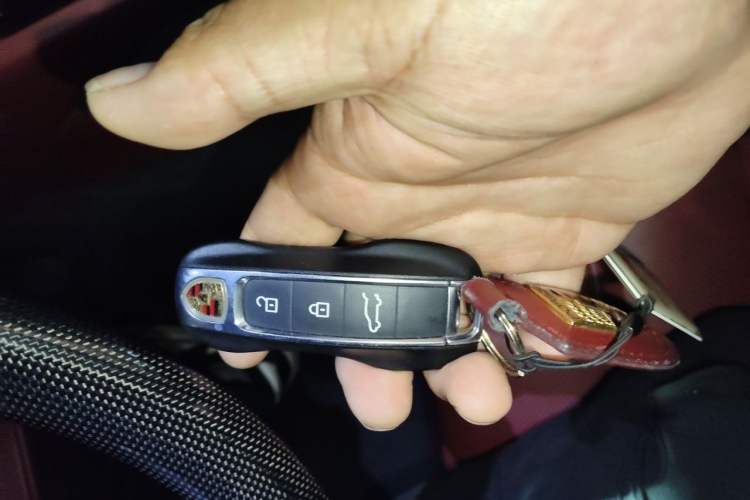 Used Porsche Cayenne 2019 Cayenne 3.0T Vehicle Key