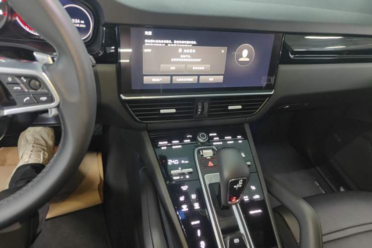 Used Porsche Cayenne 2019 Cayenne 3.0T Audio And AC Panel