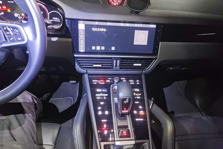 Used Porsche Cayenne 2019 Cayenne 3.0T Audio And AC Panel