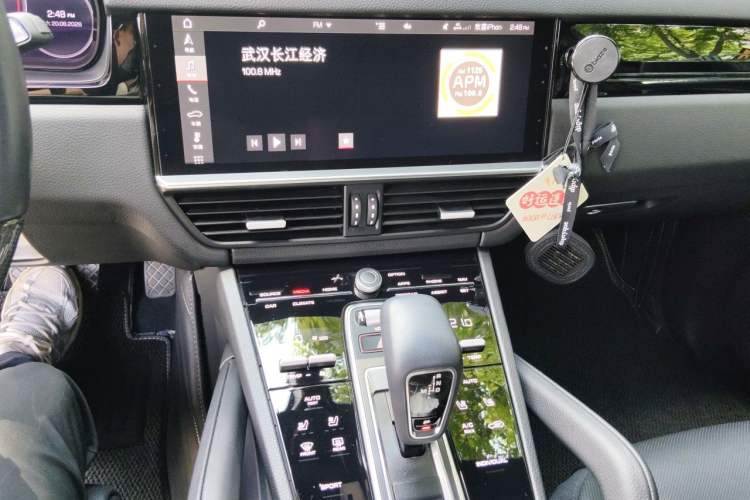 Used Porsche Cayenne 2019 Cayenne 3.0T Audio And AC Panel