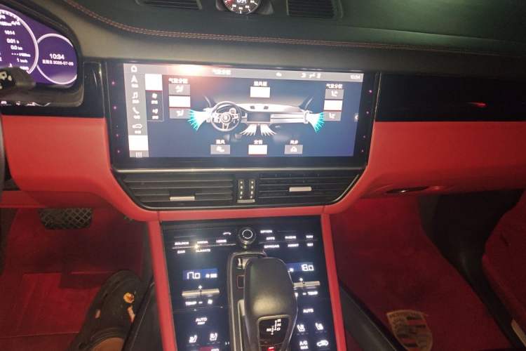 Used Porsche Cayenne 2019 Cayenne 3.0T Audio And AC Panel