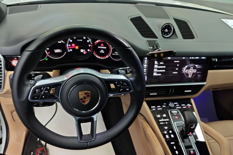 Used Porsche Cayenne 2019 Cayenne 3.0T Center Console