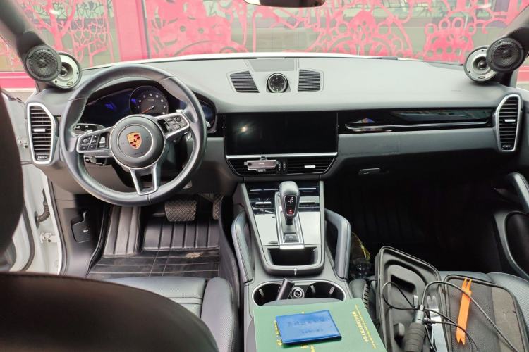 Used Porsche Cayenne 2019 Cayenne 3.0T Center Console