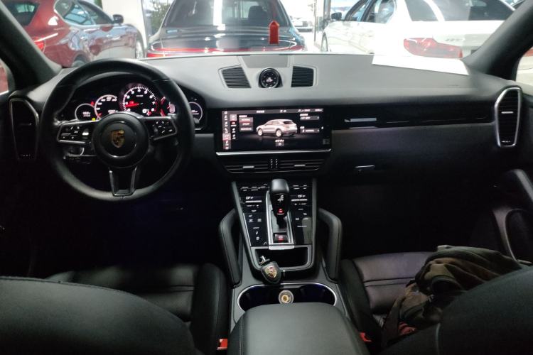Used Porsche Cayenne 2019 Cayenne 3.0T Center Console