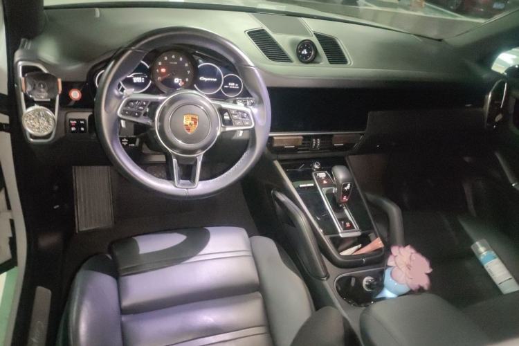 Used Porsche Cayenne 2019 Cayenne 3.0T Center Console