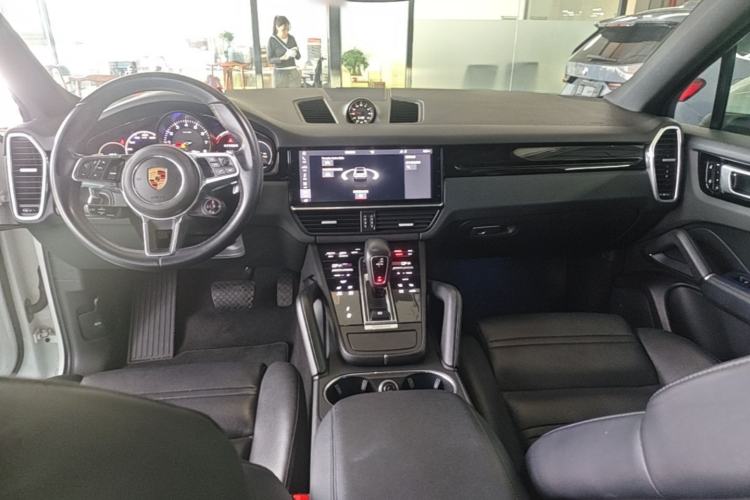 Used Porsche Cayenne 2019 Cayenne Coupé 3.0T Center Console