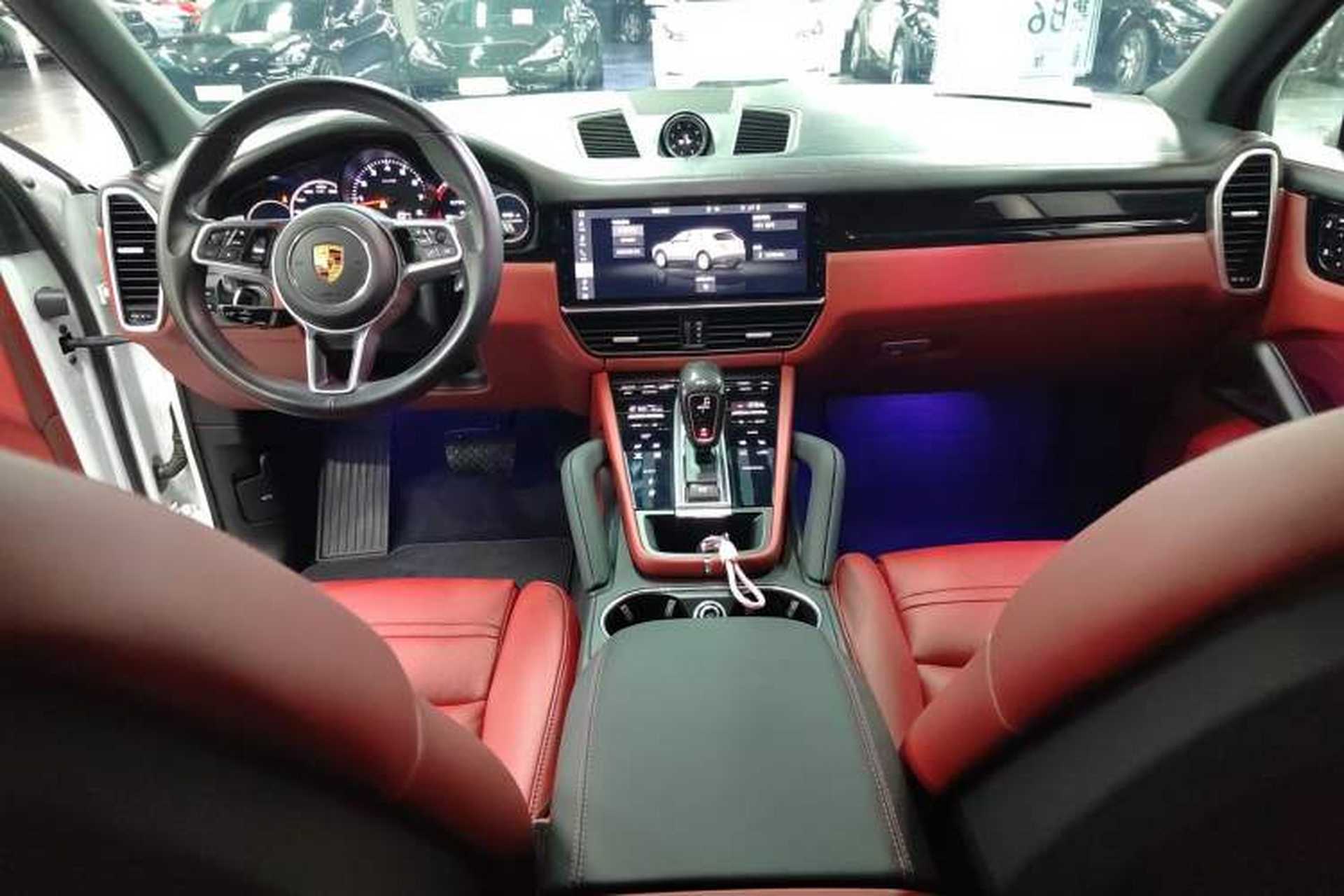 Used Porsche Cayenne 2019 Cayenne 3.0T Center Console