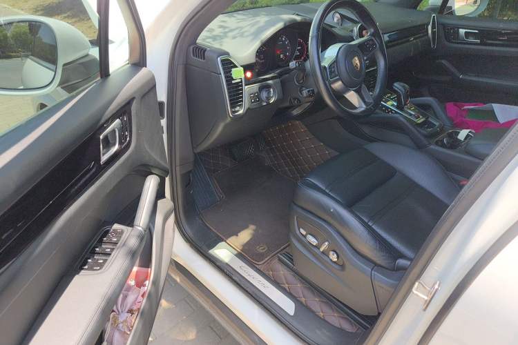 Used Porsche Cayenne 2019 Cayenne 3.0T Driver Seat