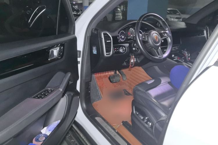 Used Porsche Cayenne 2019 3.0T U.S. specification Driver Seat