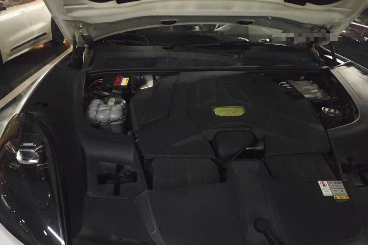 Used Porsche Cayenne 2019 Cayenne 3.0T Engine Bay Right