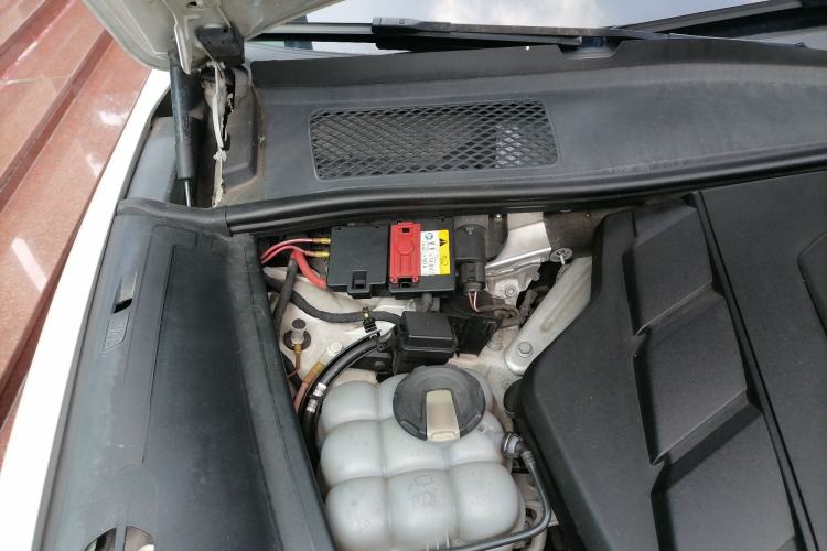 Used Porsche Cayenne 2019 Cayenne Coupé 3.0T Engine Bay Right