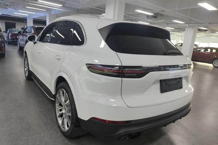 Used Porsche Cayenne 2019 Cayenne 3.0T Exterior 2