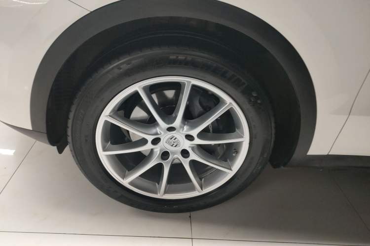 Used Porsche Cayenne 2019 Cayenne 3.0T Exterior 3