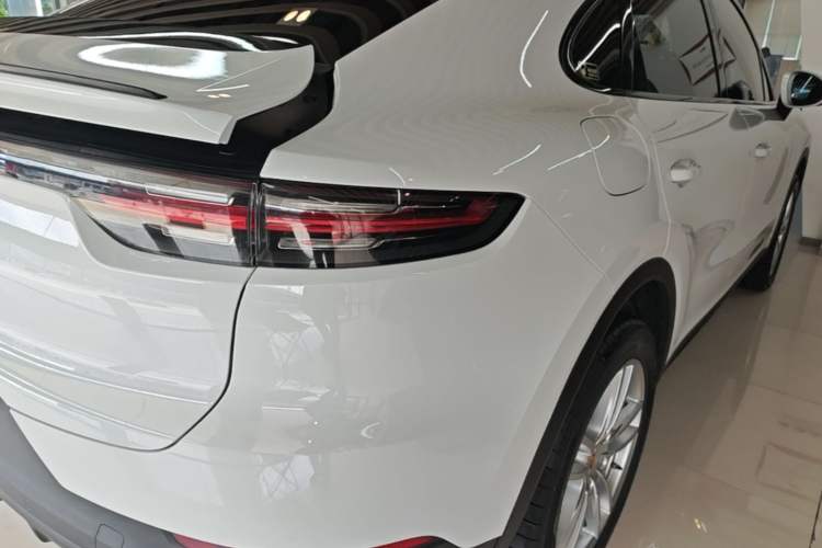 Used Porsche Cayenne 2019 Cayenne Coupé 3.0T Exterior 3