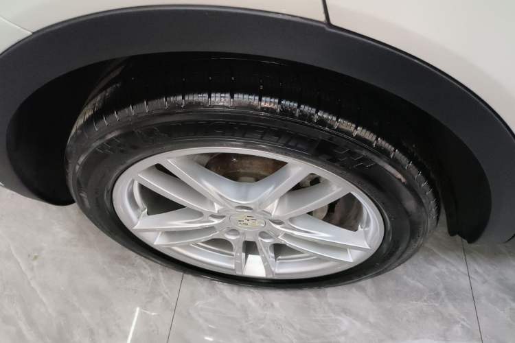 Used Porsche Cayenne 2019 Cayenne 3.0T Exterior 3