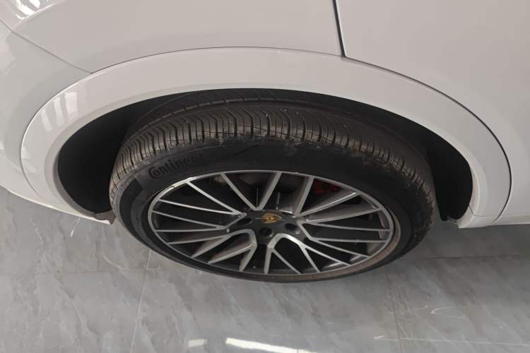 Used Porsche Cayenne 2019 Cayenne 3.0T Exterior 5