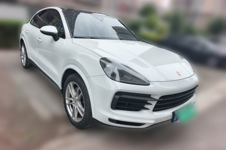 Used Porsche Cayenne 2019 Cayenne Coupé 3.0T Front Right 45 Deg