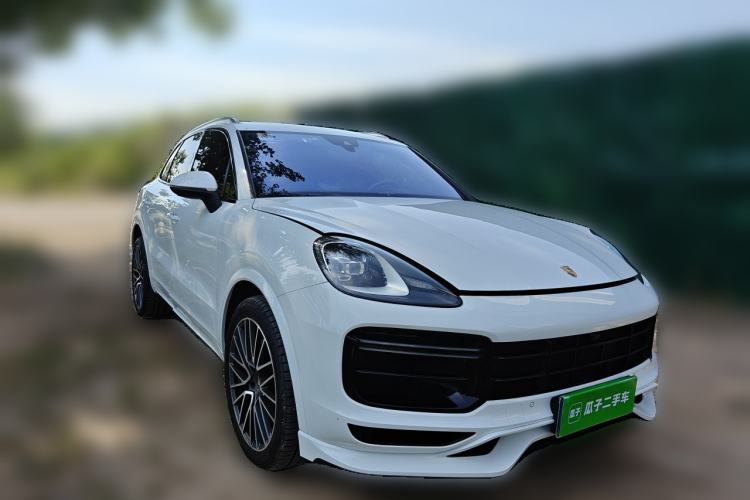 Used Porsche Cayenne 2019 Cayenne 3.0T Front Right 45 Deg