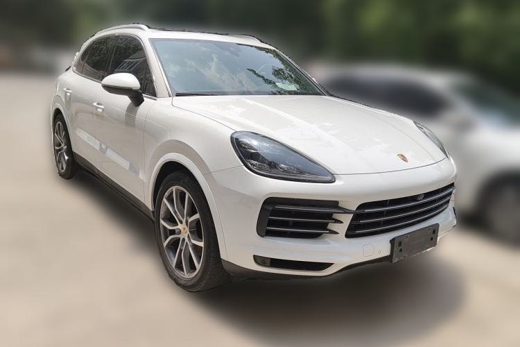 Used Porsche Cayenne 2019 Cayenne 3.0T Front Right 45 Deg