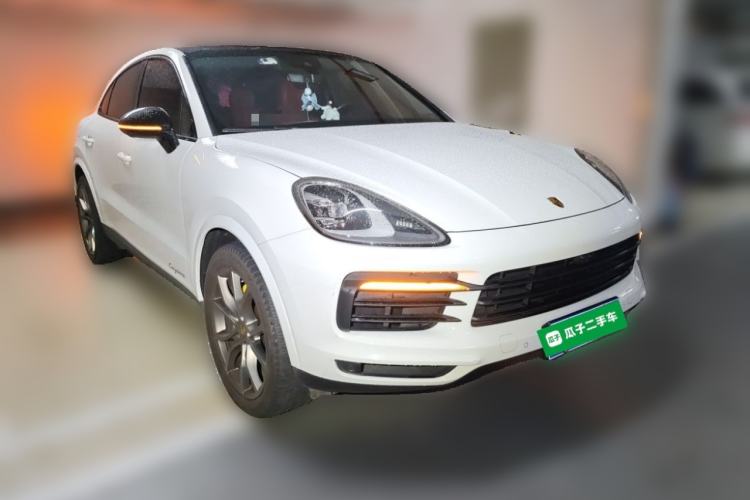 Used Porsche Cayenne 2019 Cayenne Coupé 3.0T Front Right 45 Deg