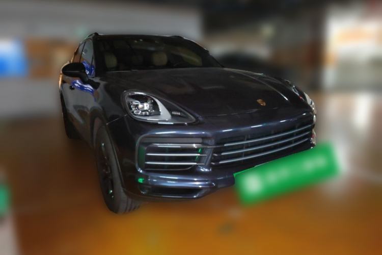 Used Porsche Cayenne 2019 Cayenne 3.0T Front Right 45 Deg