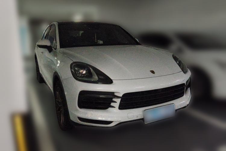 Used Porsche Cayenne 2019 Cayenne Coupé 3.0T Front Right 45 Deg