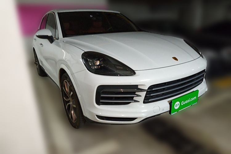 Used Porsche Cayenne 2019 Cayenne 3.0T Front Right 45 Deg