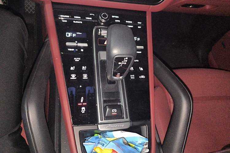 Used Porsche Cayenne 2019 Cayenne Coupé 3.0T Gear Lever