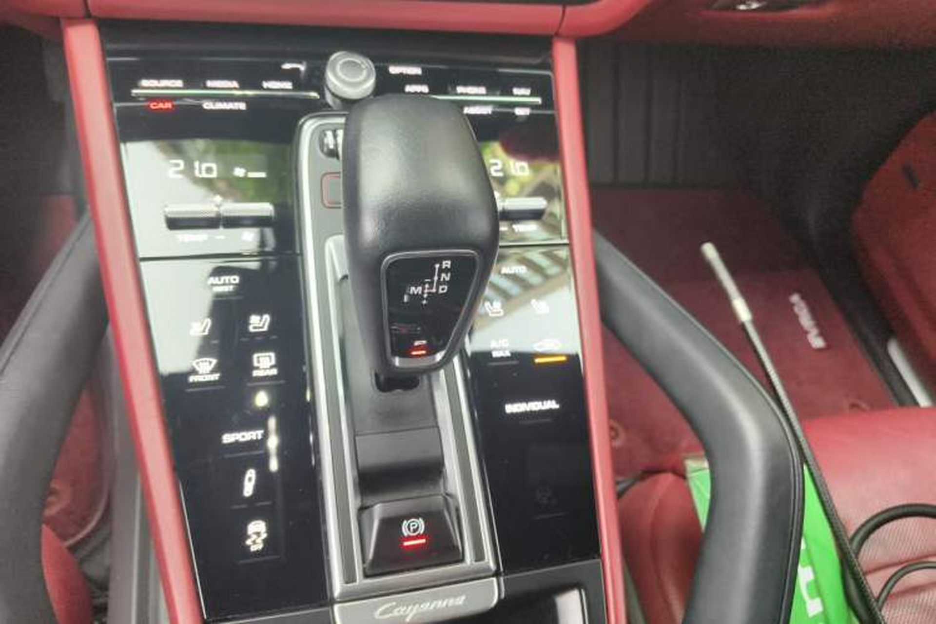 Used Porsche Cayenne 2019 Cayenne 3.0T Gear Lever