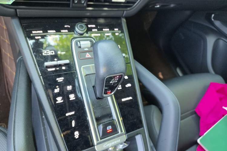 Used Porsche Cayenne 2019 Cayenne 3.0T Gear Lever