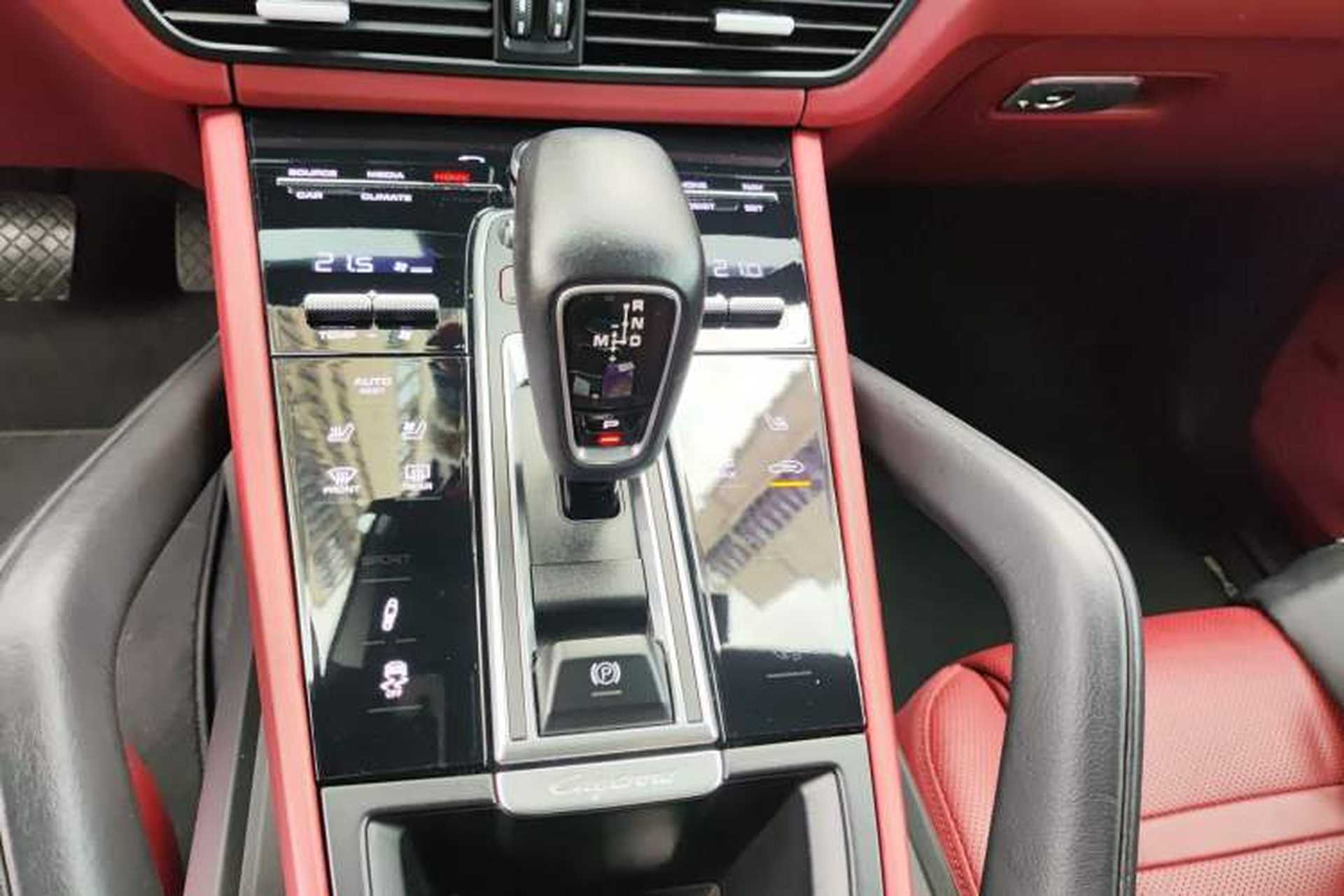 Used Porsche Cayenne 2019 Cayenne Coupé 3.0T Gear Lever